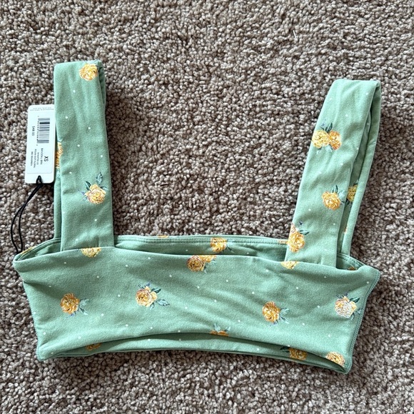 WeWoreWhat Floral Bandeau Sports Bra - Picture 7 of 7